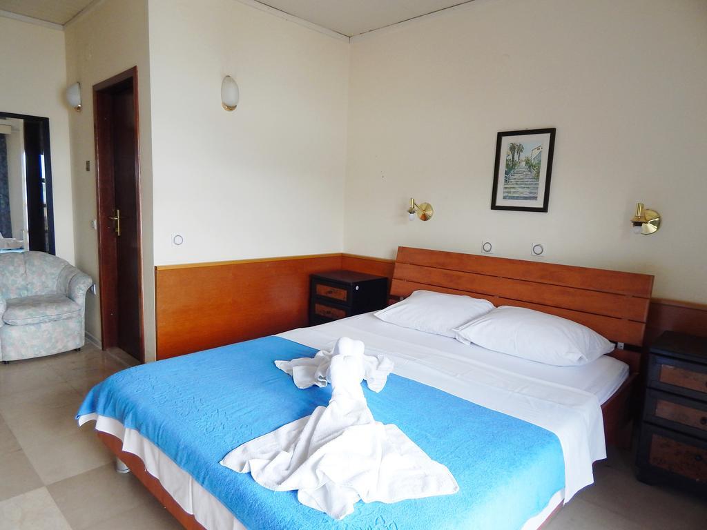 Garni Hotel Vila Aleksandar Herceg Novi Exterior photo