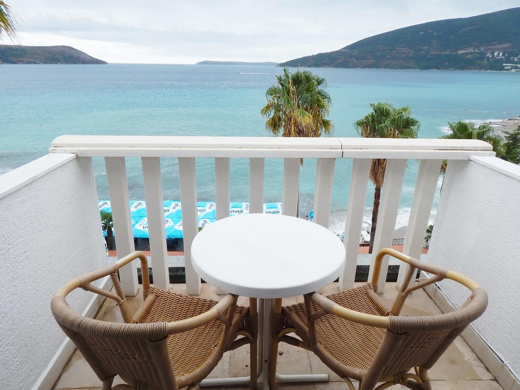 Garni Hotel Vila Aleksandar Herceg Novi Exterior photo