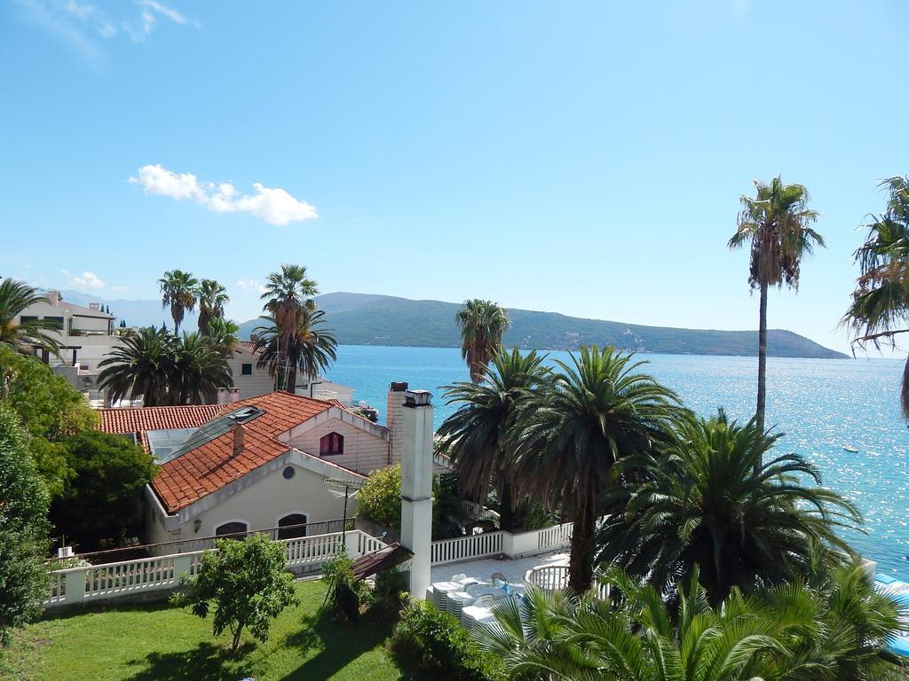 Garni Hotel Vila Aleksandar Herceg Novi Exterior photo