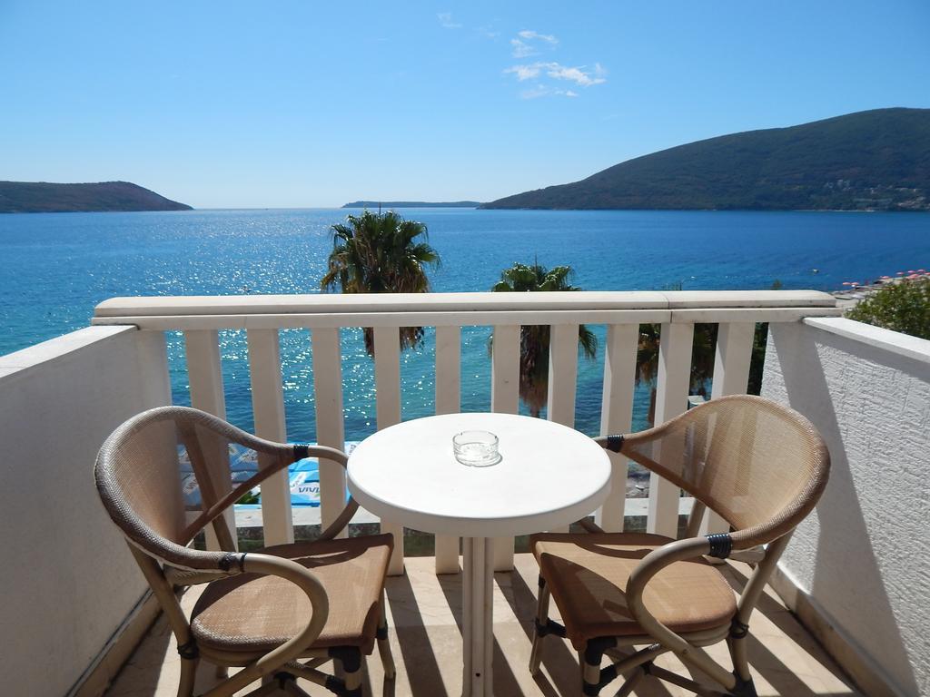 Garni Hotel Vila Aleksandar Herceg Novi Exterior photo