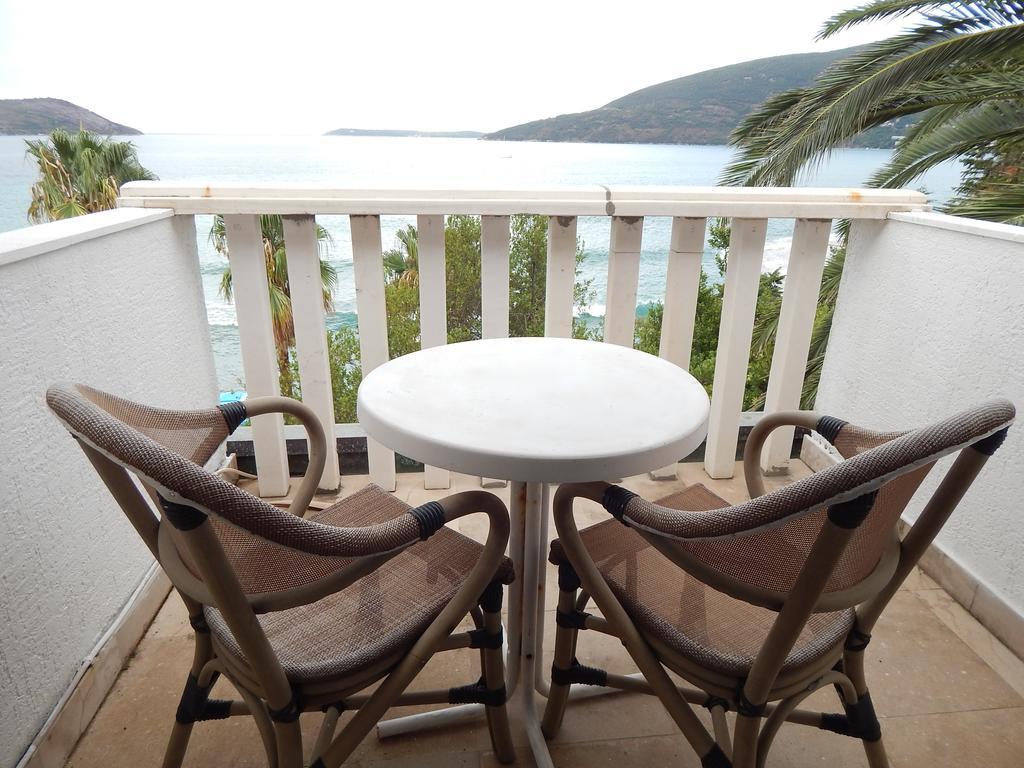 Garni Hotel Vila Aleksandar Herceg Novi Exterior photo