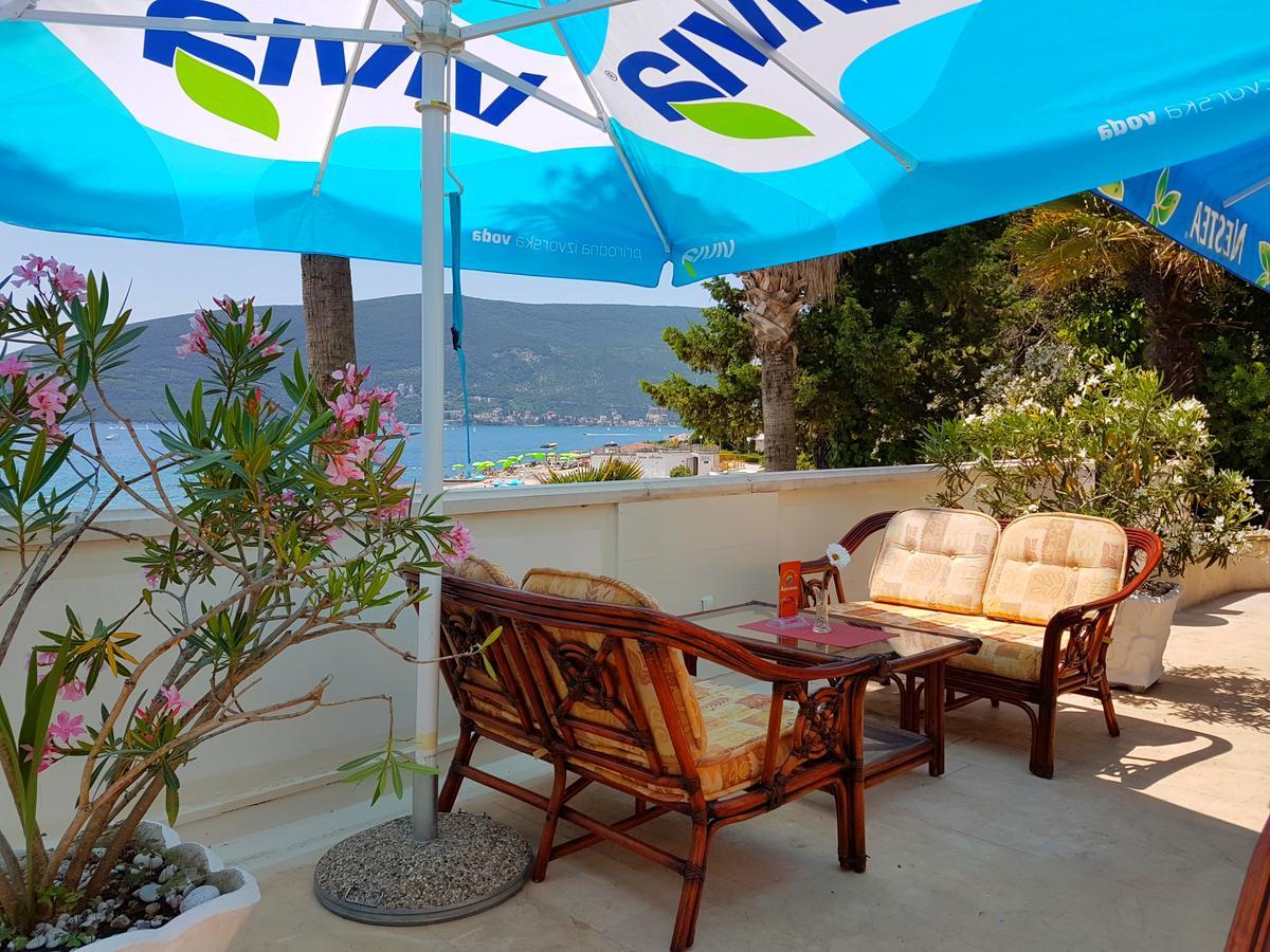 Garni Hotel Vila Aleksandar Herceg Novi Exterior photo